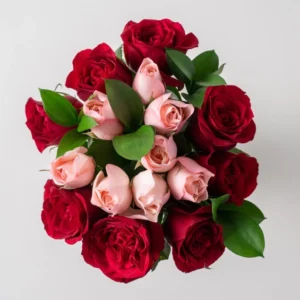 Buquê com 15 Rosas de duas Cores