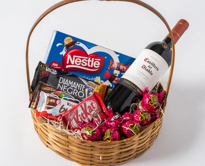 Cesta de Chocolate e Tinto - Imagem 2